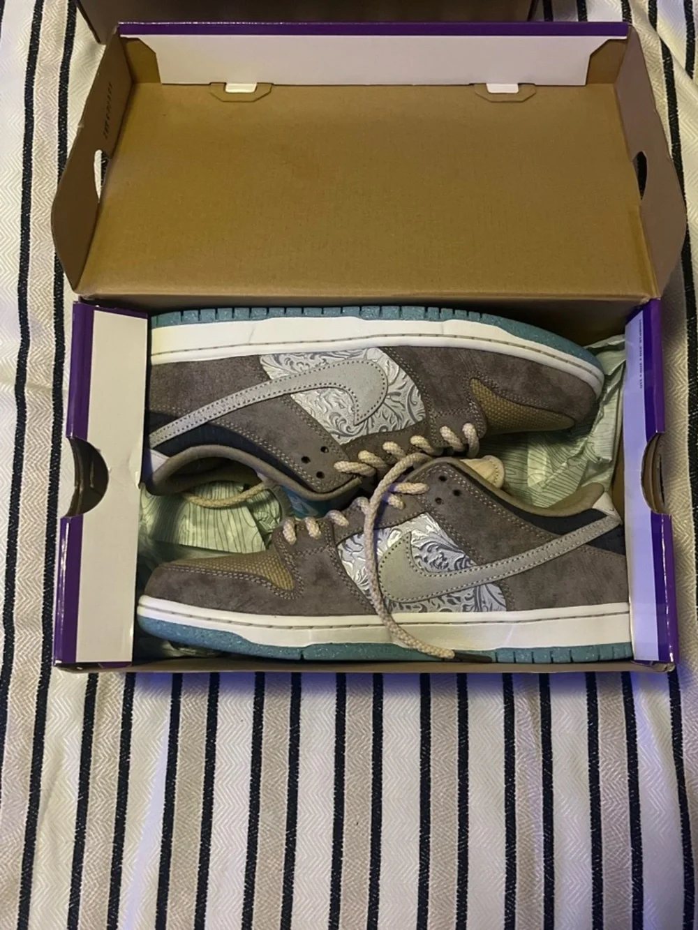 Nike SB Dunk Low Pro PRM - Baroque Brown & Summit White